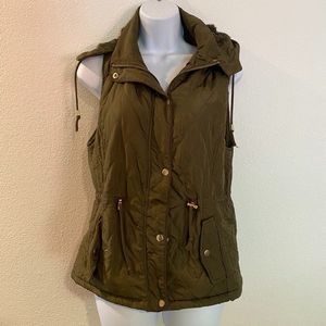 Love Tree Army Green Vest, gold accents